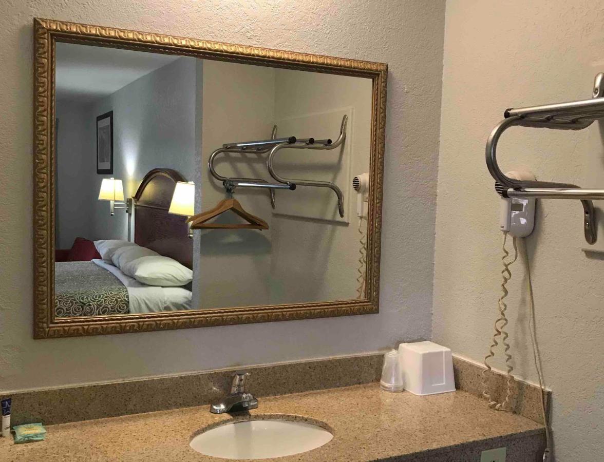 Walnut Inn - Checotah Extérieur photo
