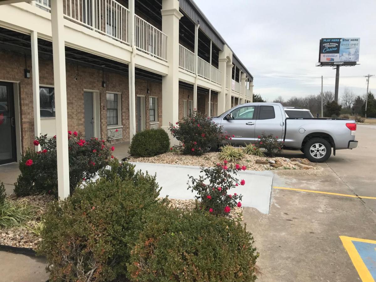 Walnut Inn - Checotah Extérieur photo